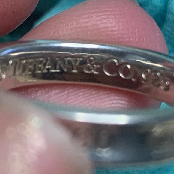 Authentic 1837 Tiffany ring. - Picture 3 of 6